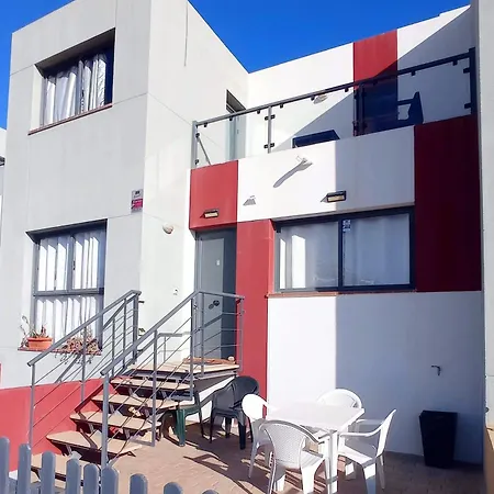 Triplex 8 Islas كاليتا ذي فوستي