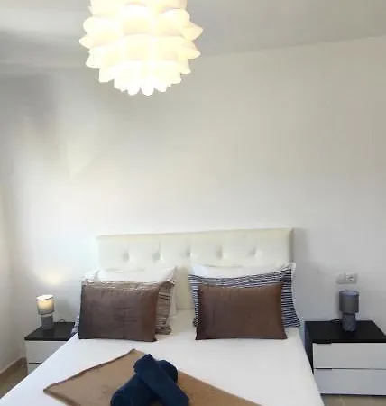 Triplex 8 Islas Holiday home *